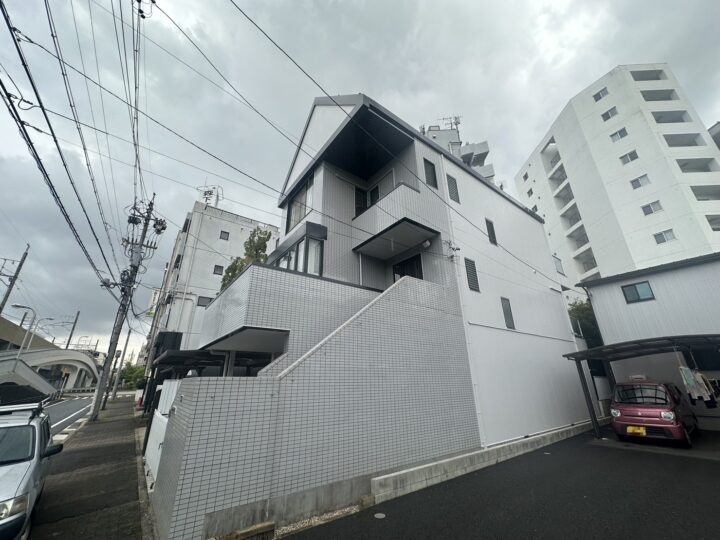 名古屋市東区で超高耐久フッ素塗料で外壁塗装・屋根塗装・防水工事を行いました。　